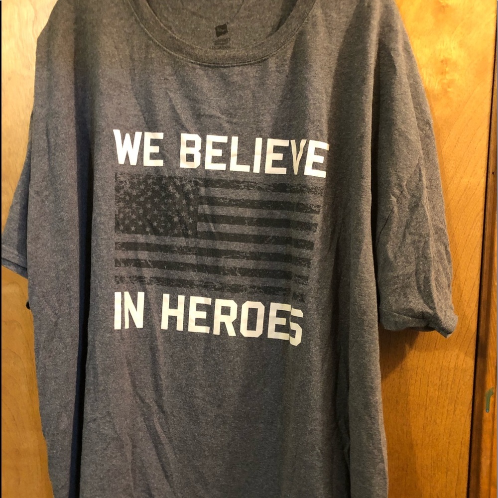 HANES TEE MEN size 2X EUC